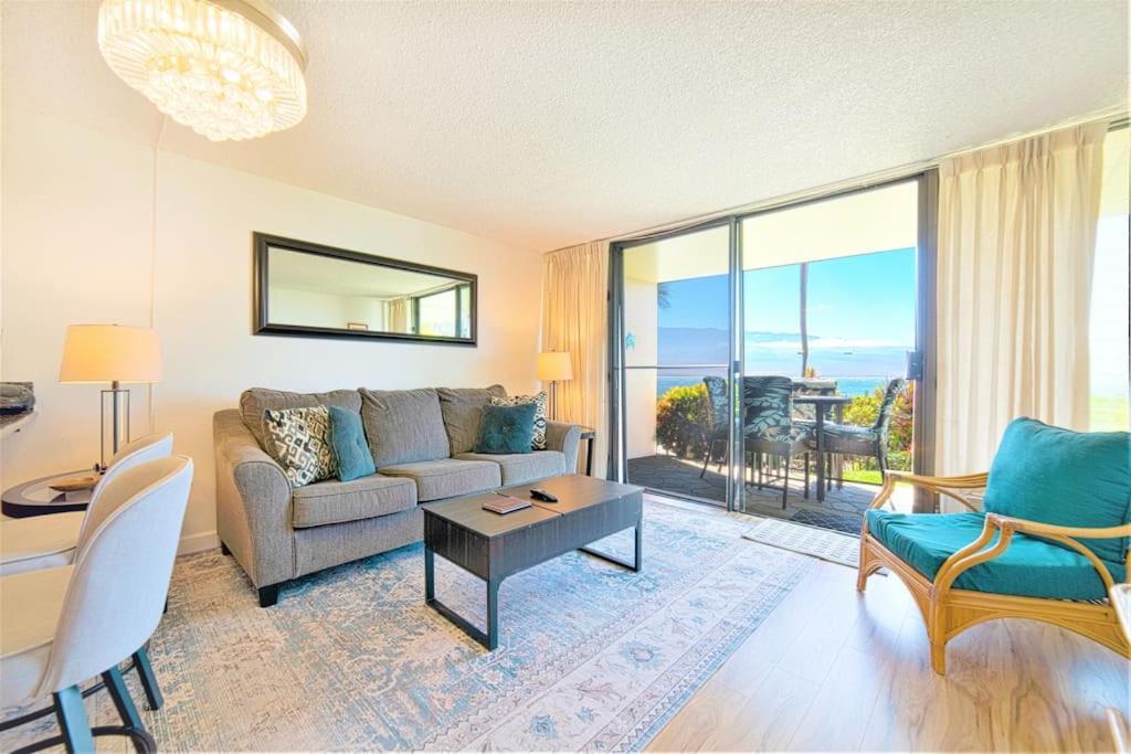 Stunning Maui Direct Ocean Front On The Beach, Walk To Beach From Condo, Watch Turtles, Whales, Ac In All Rooms Ocean View Pool And Spa Wailuku Esterno foto