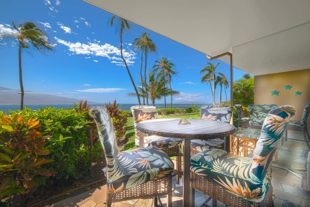 Stunning Maui Direct Ocean Front On The Beach, Walk To Beach From Condo, Watch Turtles, Whales, Ac In All Rooms Ocean View Pool And Spa Wailuku Esterno foto