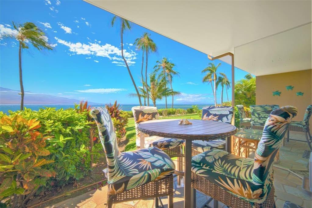 Stunning Maui Direct Ocean Front On The Beach, Walk To Beach From Condo, Watch Turtles, Whales, Ac In All Rooms Ocean View Pool And Spa Wailuku Esterno foto